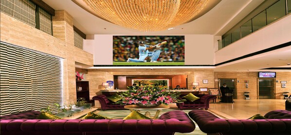 Reception - Skycity Hotel (Gurugram)