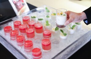 Frokostbuffé hver dag (mot et tillegg)