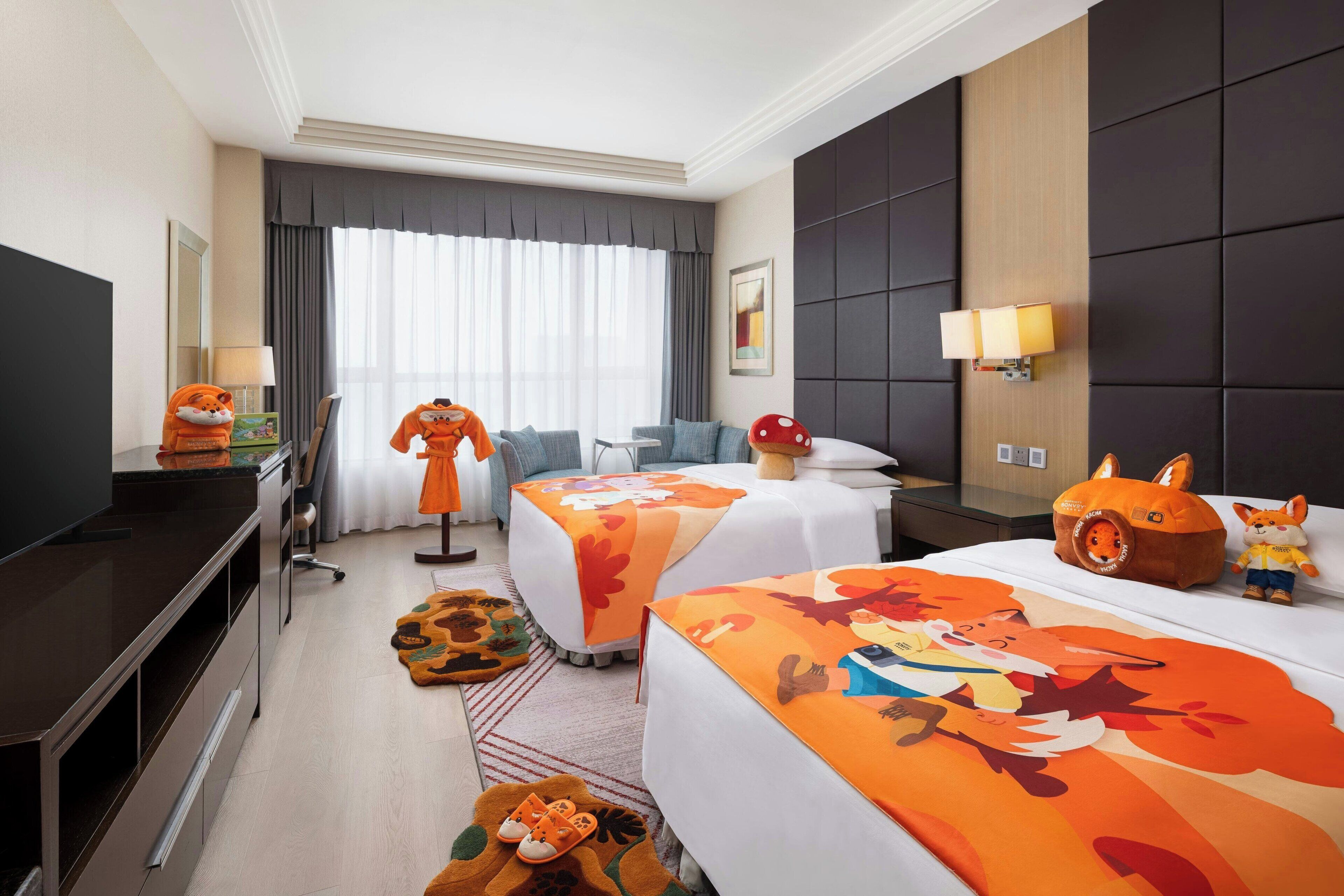 Premium bedding, minibar, in-room safe, desk