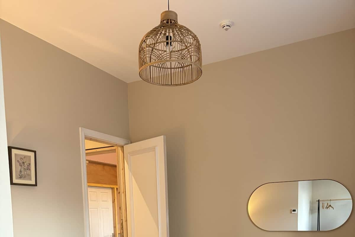 Superior Apartment, Private Bathroom | Blackout drapes, free WiFi