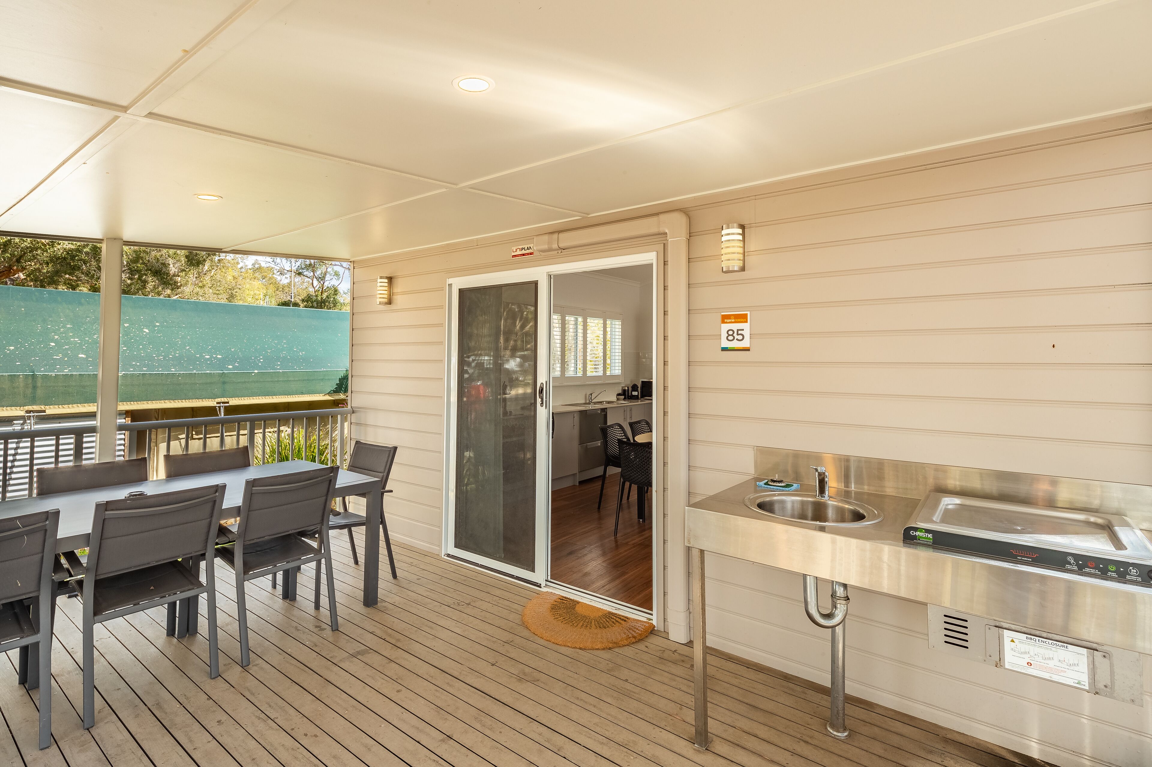 Deluxe Cabin, 3 Bedrooms | Terrace/patio