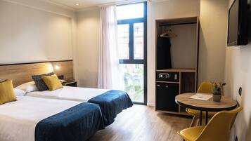 Minibar, in-room safe, blackout curtains, free WiFi