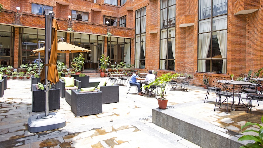 Royal Singi Hotel