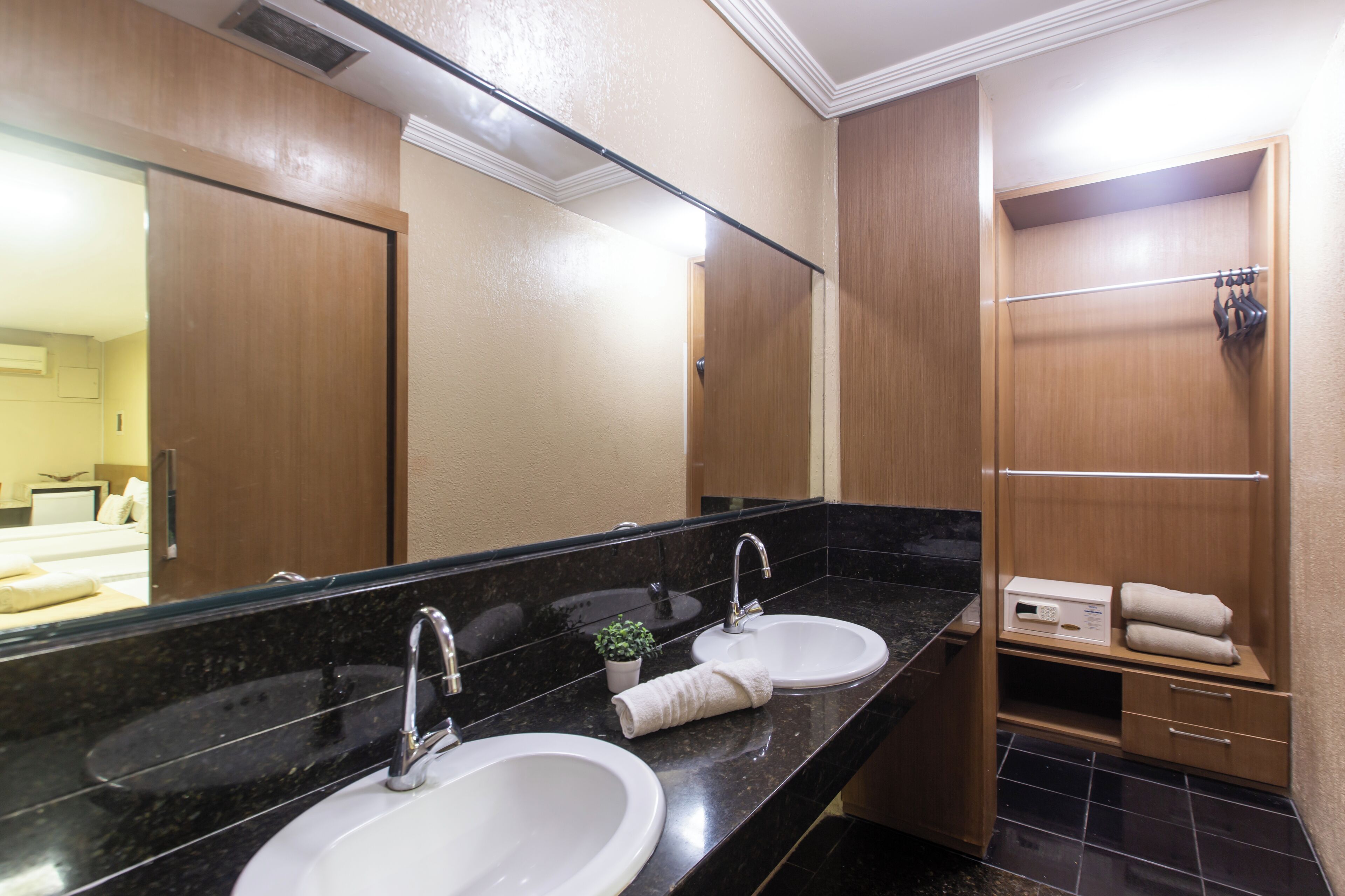 Photo - Amuarama Hotel