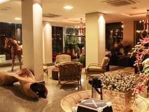 Lobby - Amazon Plaza Hotel (Cuiabá)