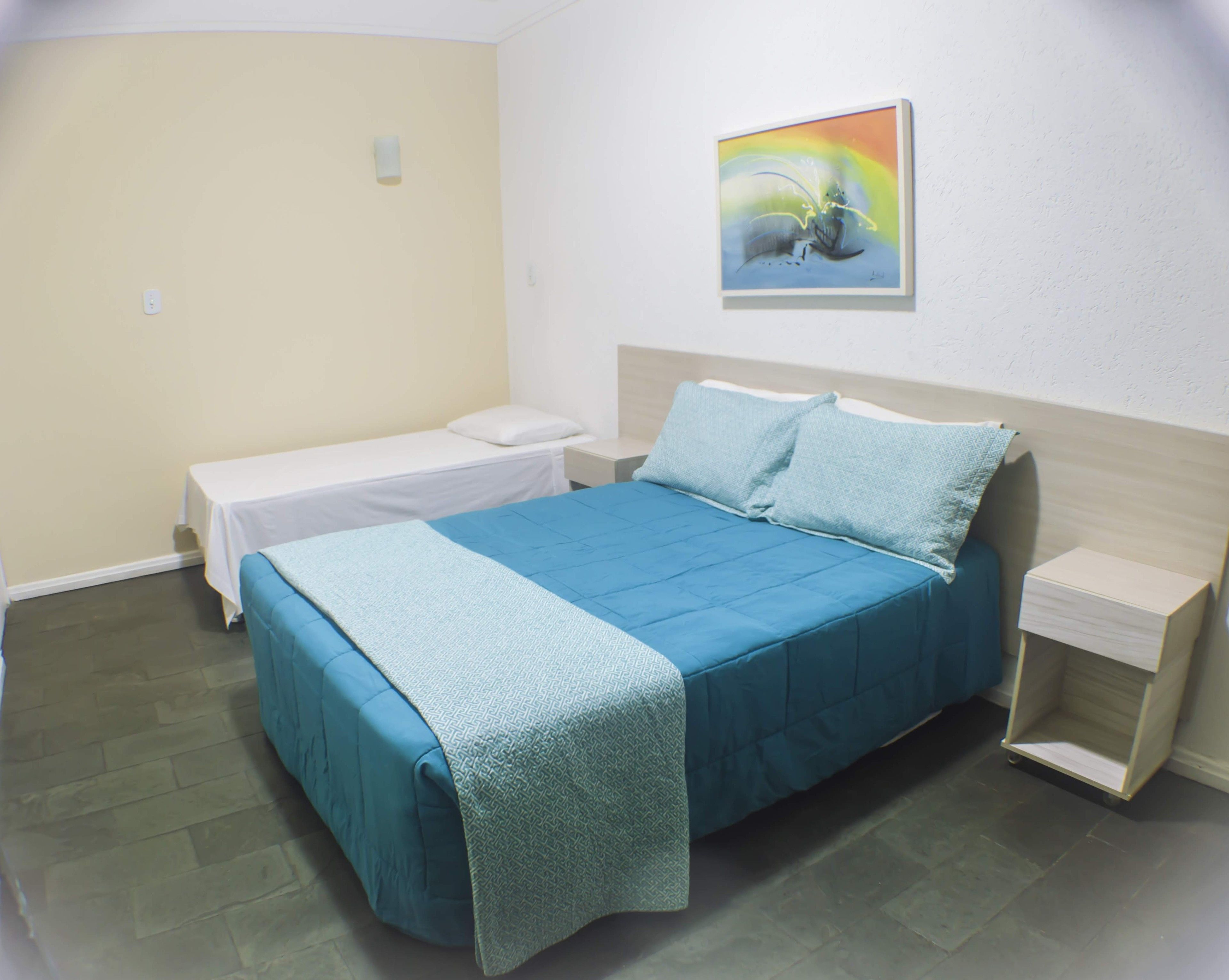 flat | desk, blackout curtains, free wifi, bed sheets