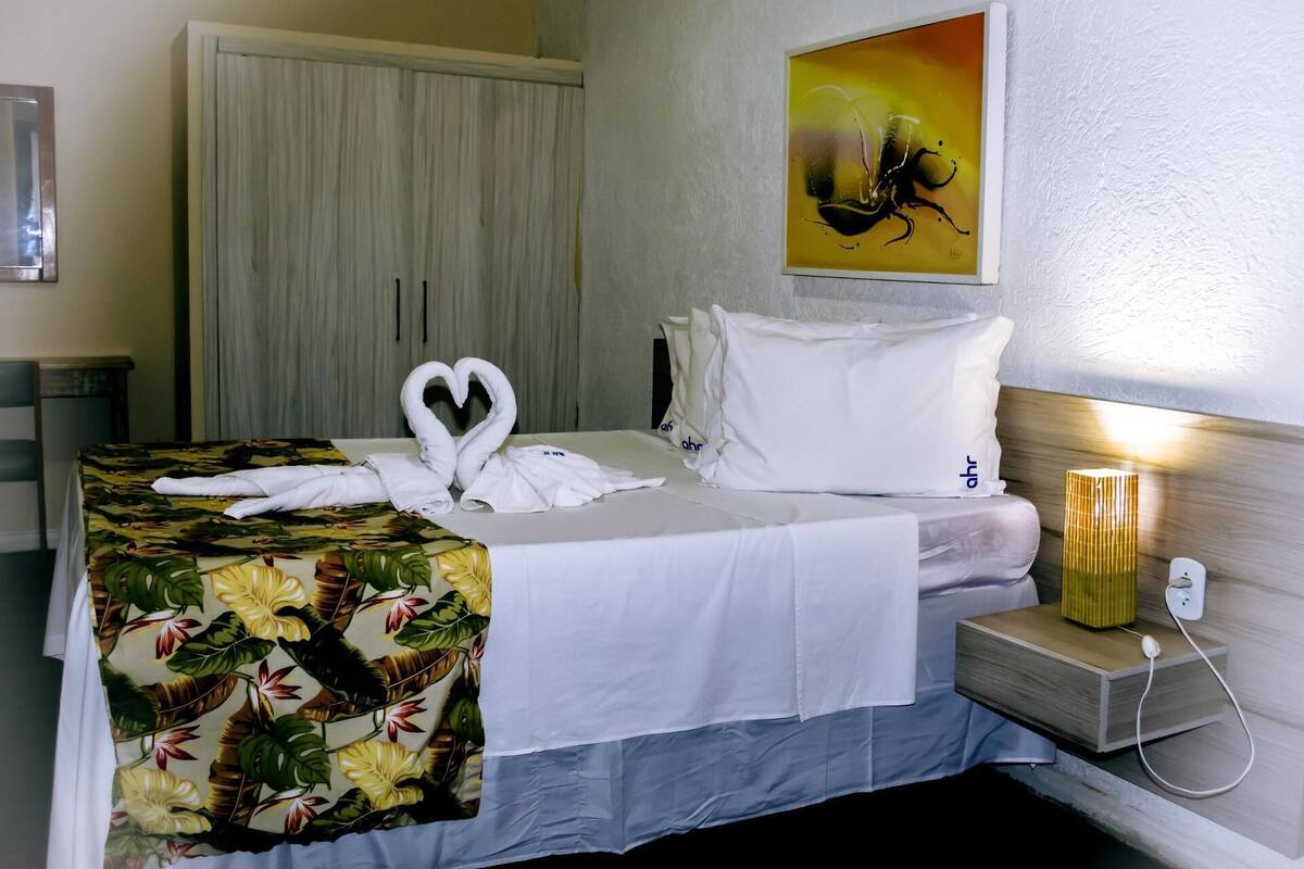 Desk, blackout drapes, WiFi (free), bed sheets