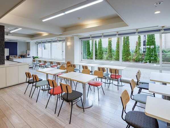 Daily buffet breakfast (JPY 1100 per person) - Comfort Inn Suwa Inter (Suwa)