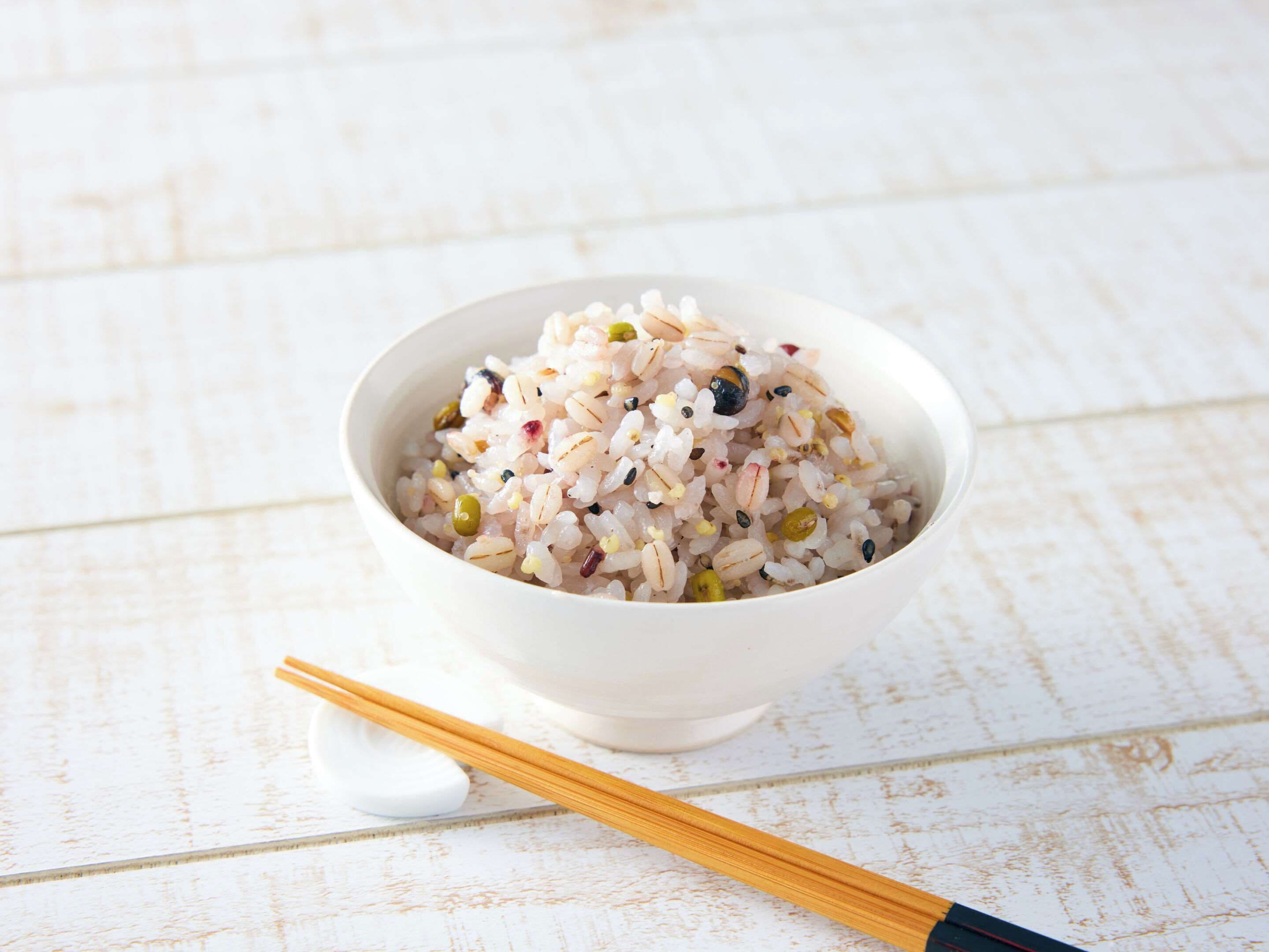 daily buffet breakfast (jpy 990 per person)