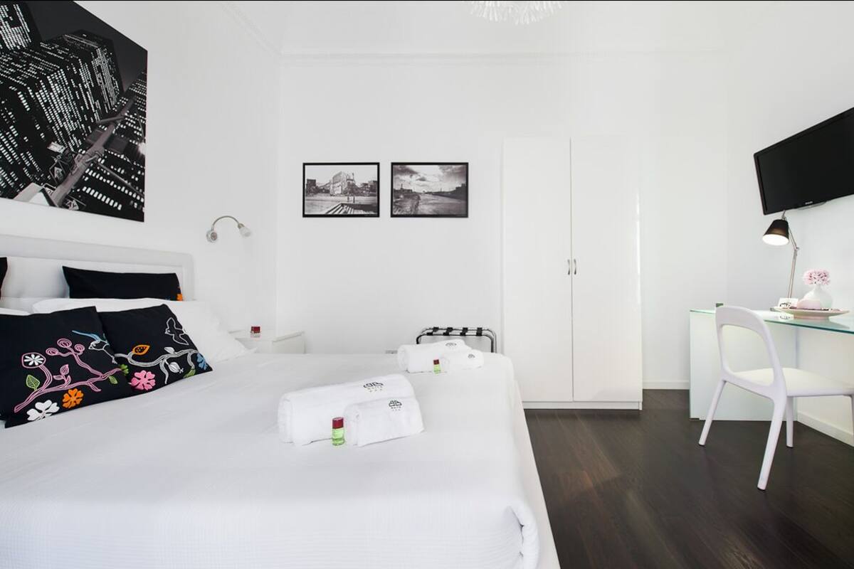 Dobbeltrom – classic (Room 1) | Sengetøy av topp kvalitet, dundyner, memory foam-senger og minibar