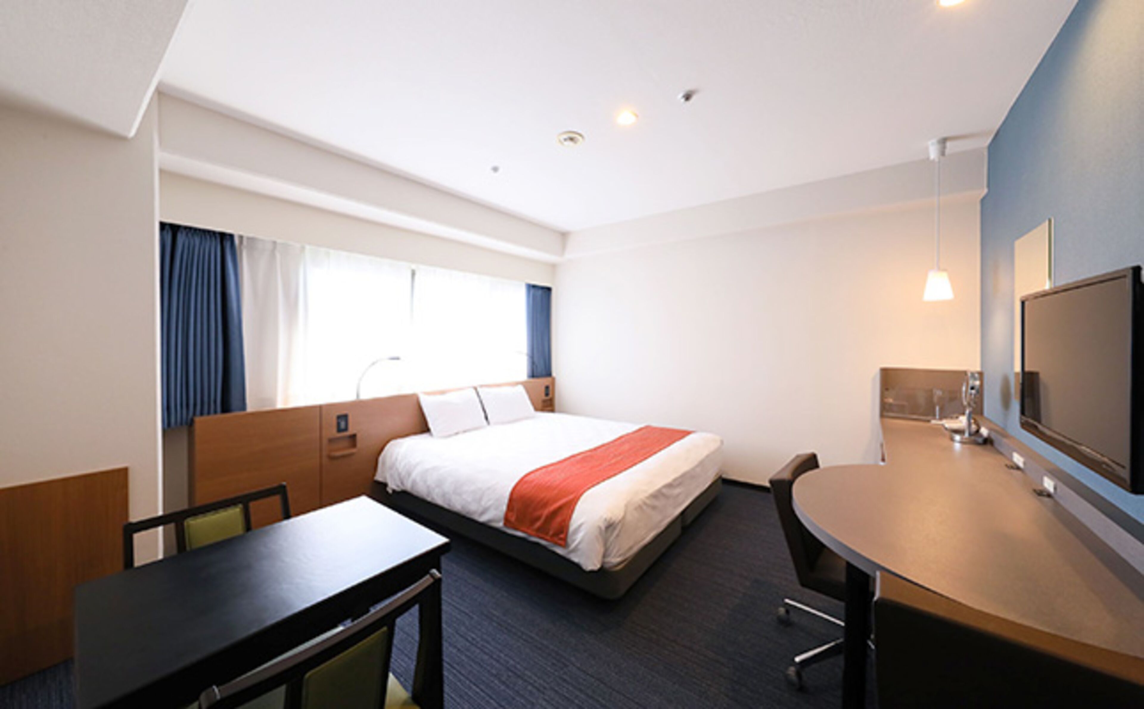 standard double room, non smoking | premium bedding, desk, blackout curtains, iron/ironing board