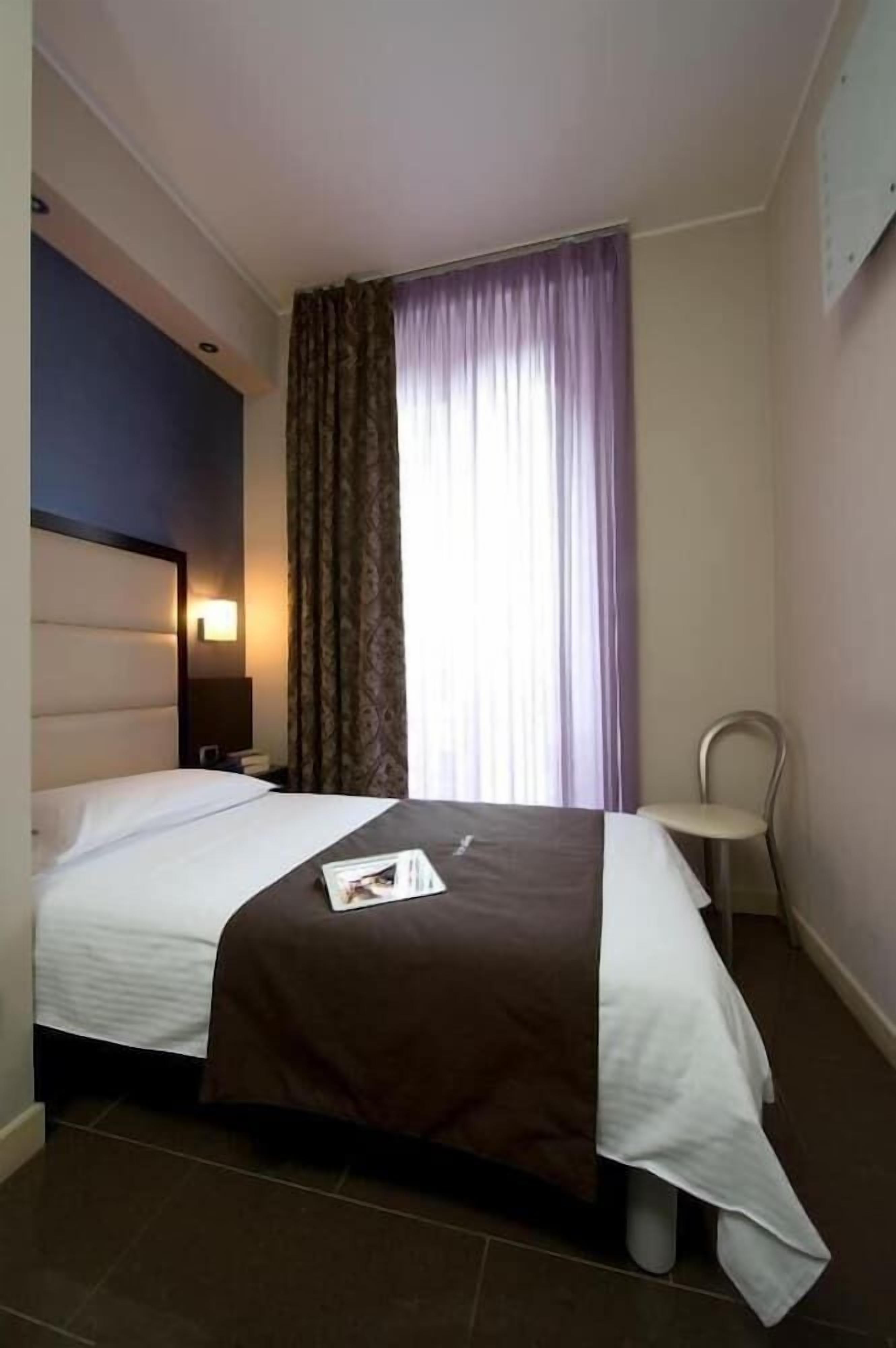 Down comforters, minibar, in-room safe, desk