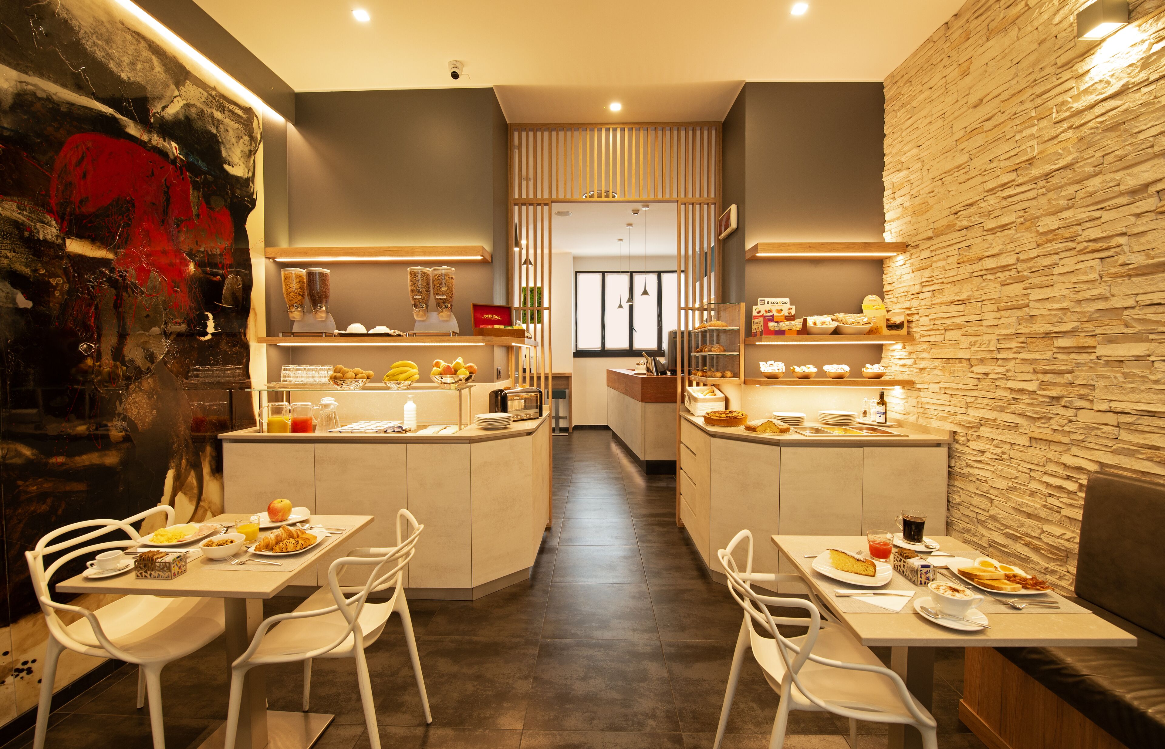 Petit déjeuner buffet compris tous les jours