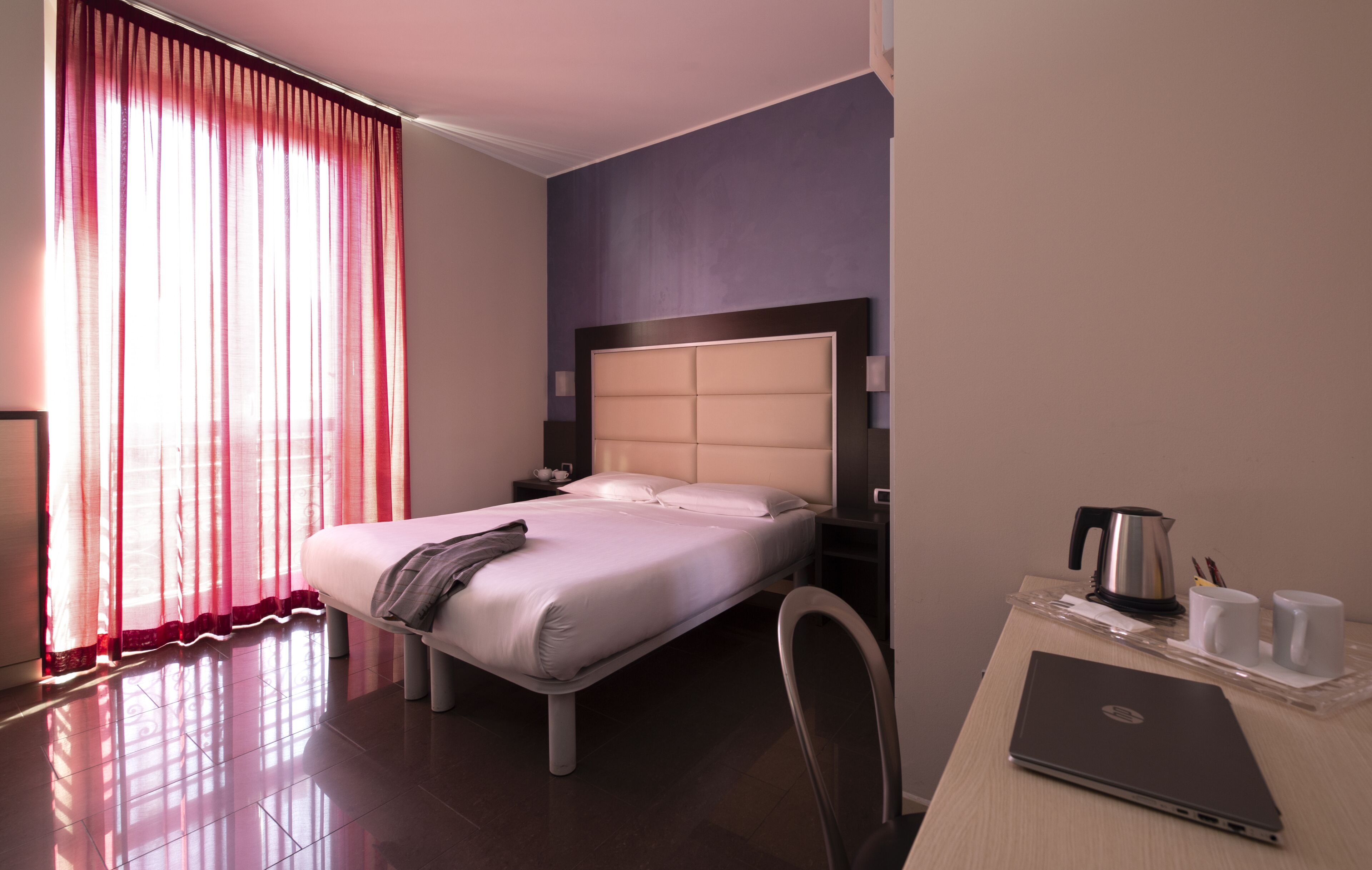 double room, 1 double bed | 1 bedroom, down duvets, minibar, in-room safe