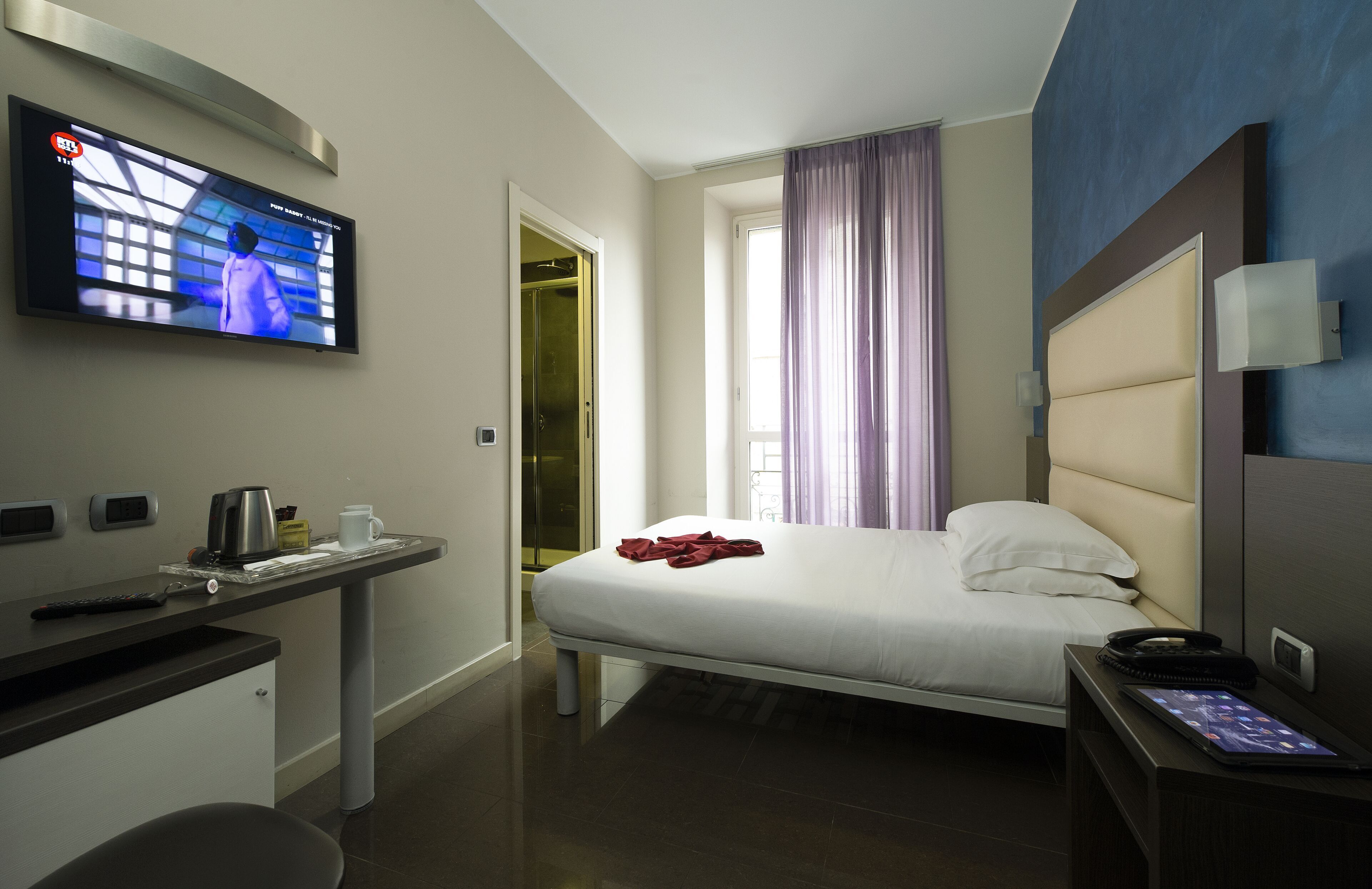 Down comforters, minibar, in-room safe, desk