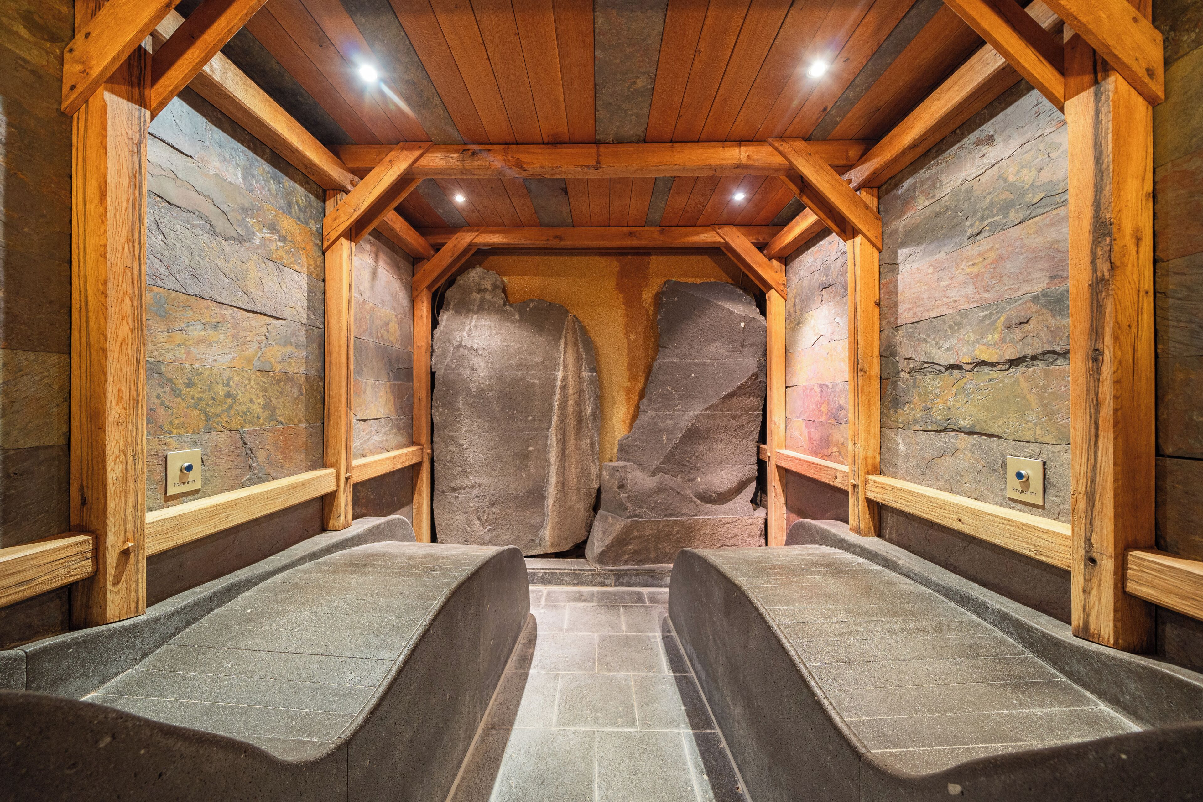 Un sauna, una bañera de hidromasaje, aguas termales/minerales