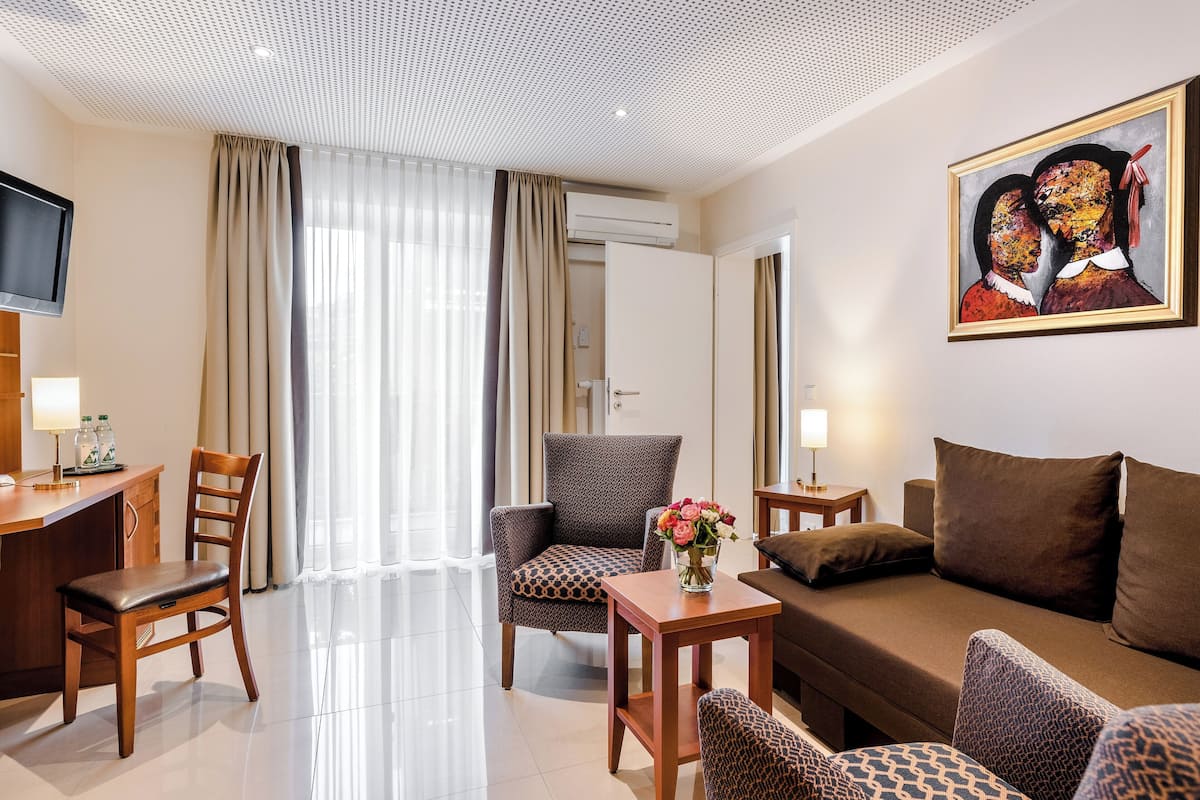 Superior kamer | 1 slaapkamer, luxe beddengoed, een kluis op de kamer