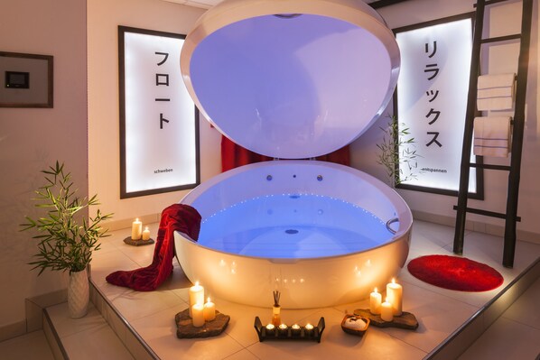 BehandlungsrĂ€ume fĂŒr Paare, Sauna, Dampfbad, TĂŒrkisches Bad/Hamam