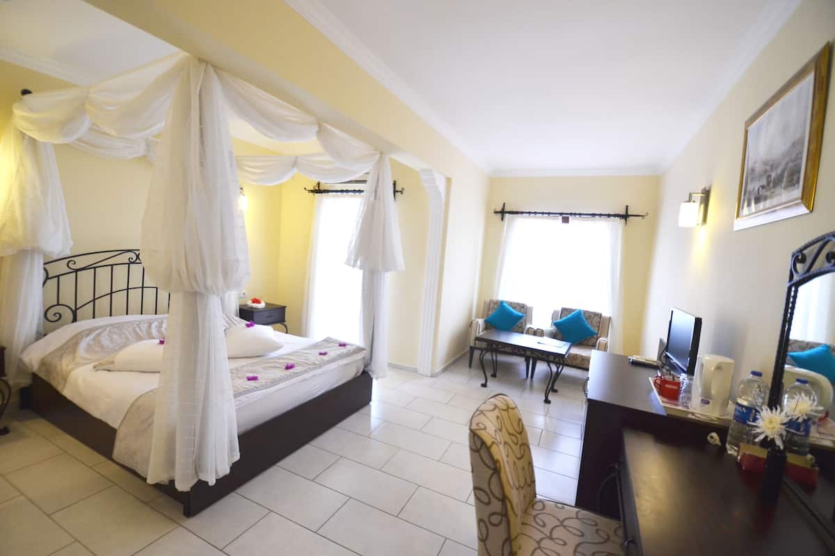 Front Double Room | View from room
