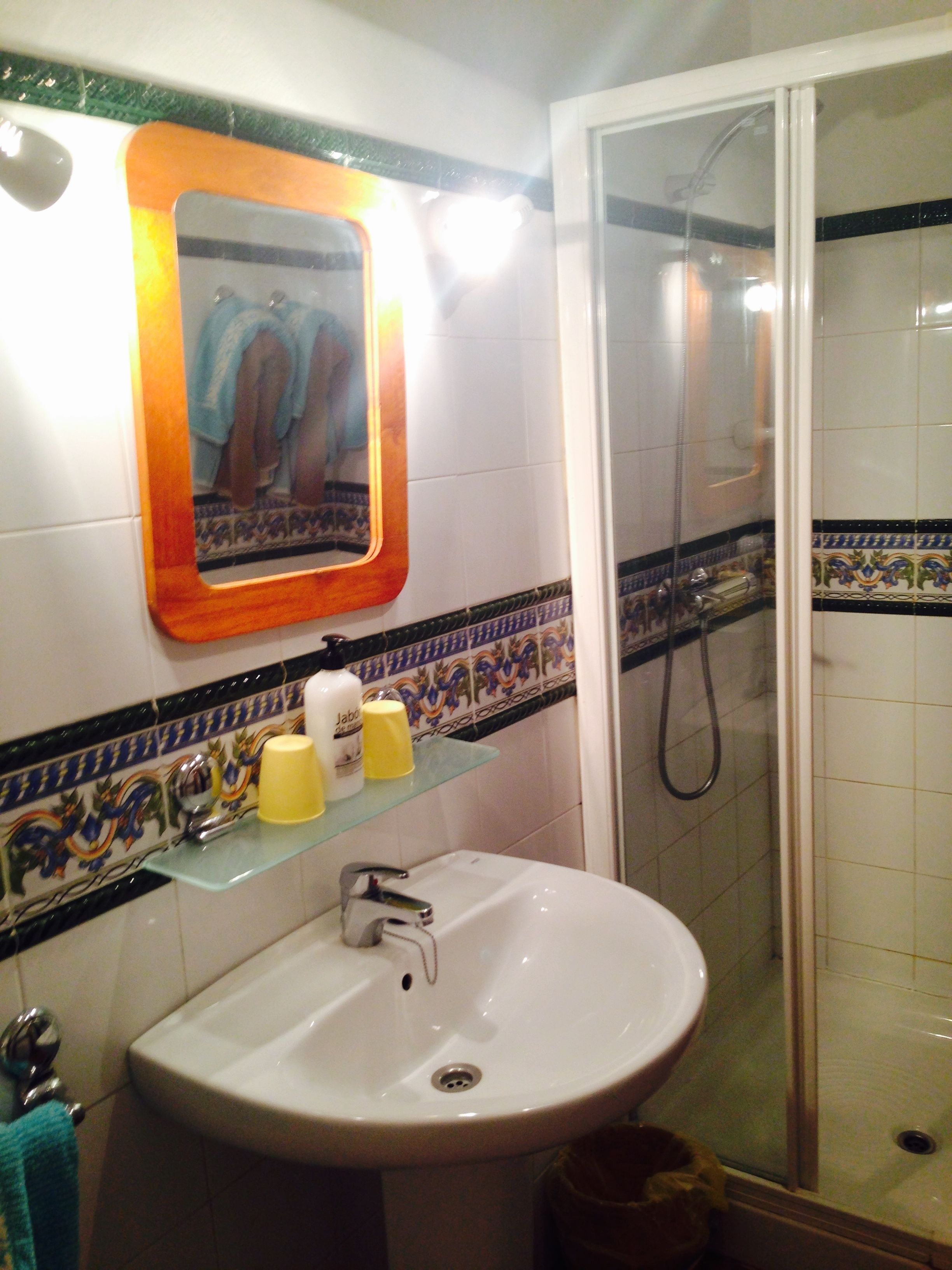 double room | bathroom sink