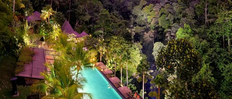 Outdoor pool, open 8:00 AM to 8:00 PM, free pool cabanas, pool umbrellas