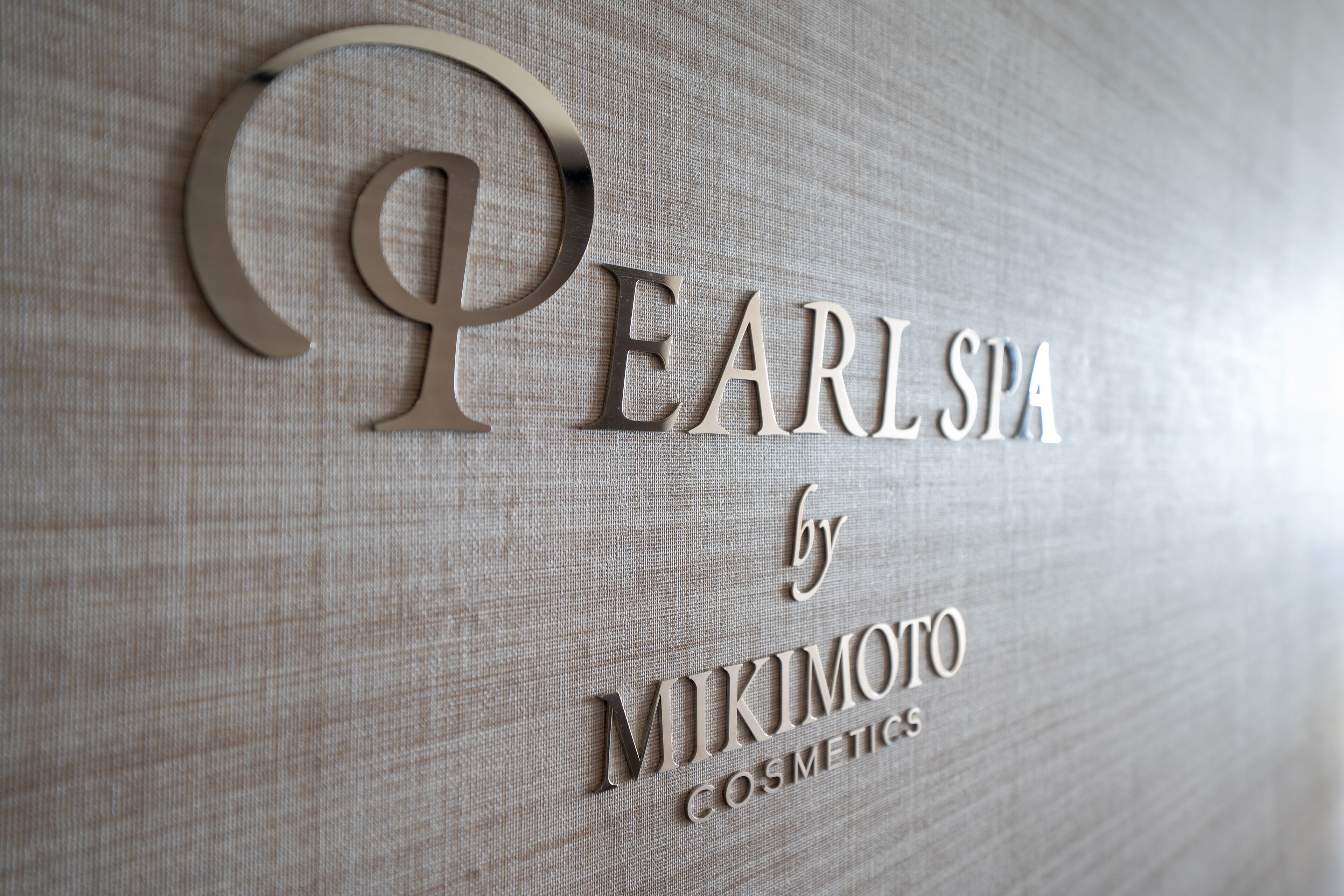 body treatments, hydrotherapy, facials, 2 treatment rooms