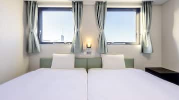 Down comforters, desk, blackout drapes, free WiFi