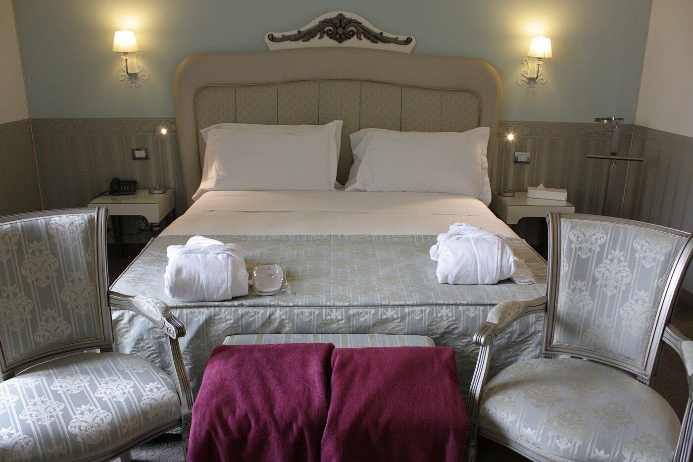 Premium bedding, minibar, in-room safe, desk