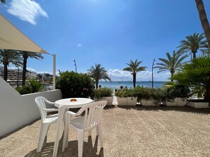 标准双人房, 海景 | 办公桌、遮光窗帘、熨斗/熨板、免费 WiFi