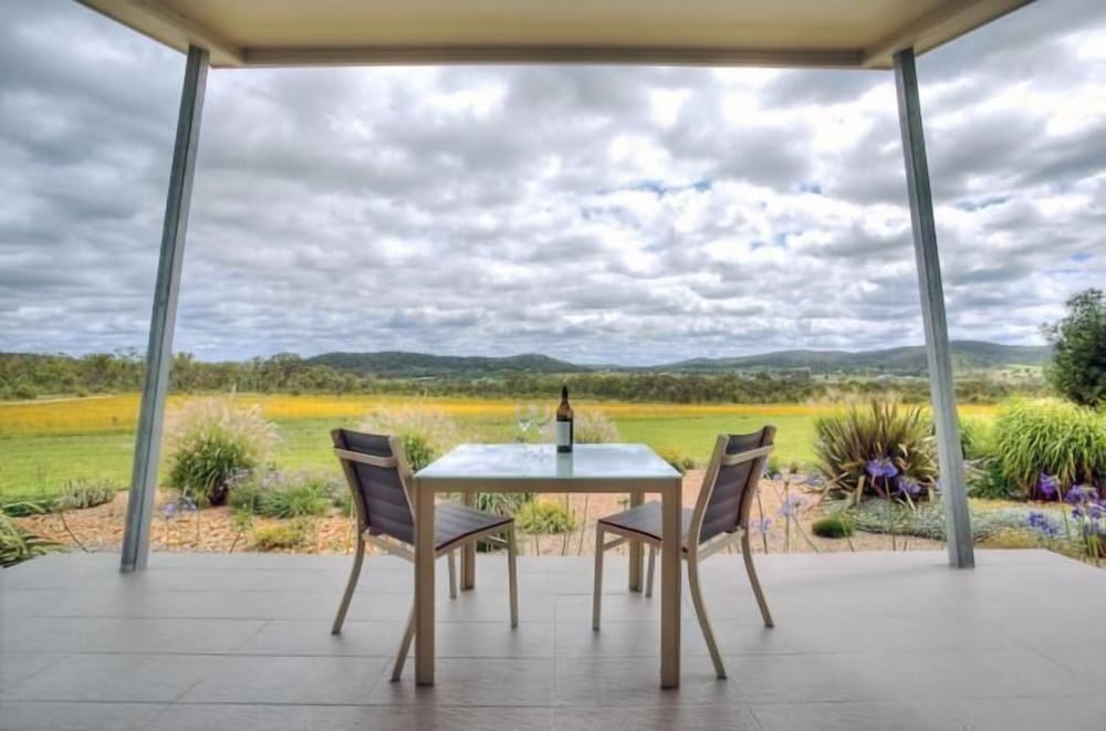 Azjure Studio Retreat by null