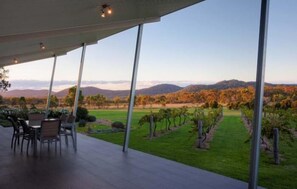 Terrace/patio - Azjure Studio Retreat (Ballandean)