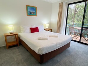 Iron/ironing board, free WiFi, bed sheets - Beaches Holiday Resort (Port Macquarie)