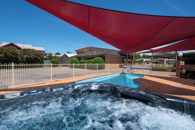 Ben Chifley Motor Inn