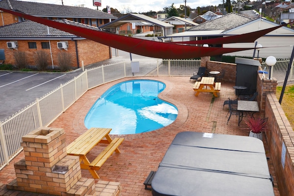 Outdoor pool, open 8:00 AM to 9:00 PM, sun loungers