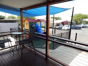 Außen-Kinderspielplatz