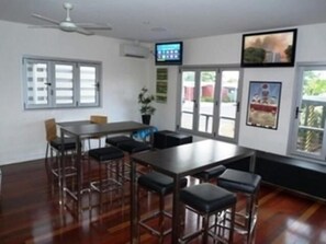 Frokost, lunsj og middag serveres