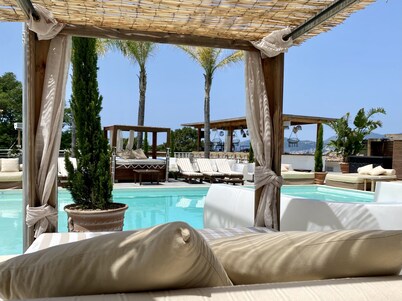 Bella Vista, Hôtel Suites & Maisons