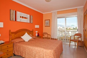 Minibar, in-room safe, iron/ironing board, rollaway beds - Hotel Noguera El Albir (L'Alfas del Pi)