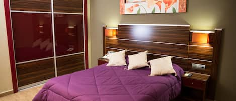 Superior Double Room | Minibar, in-room safe, iron/ironing board, rollaway beds