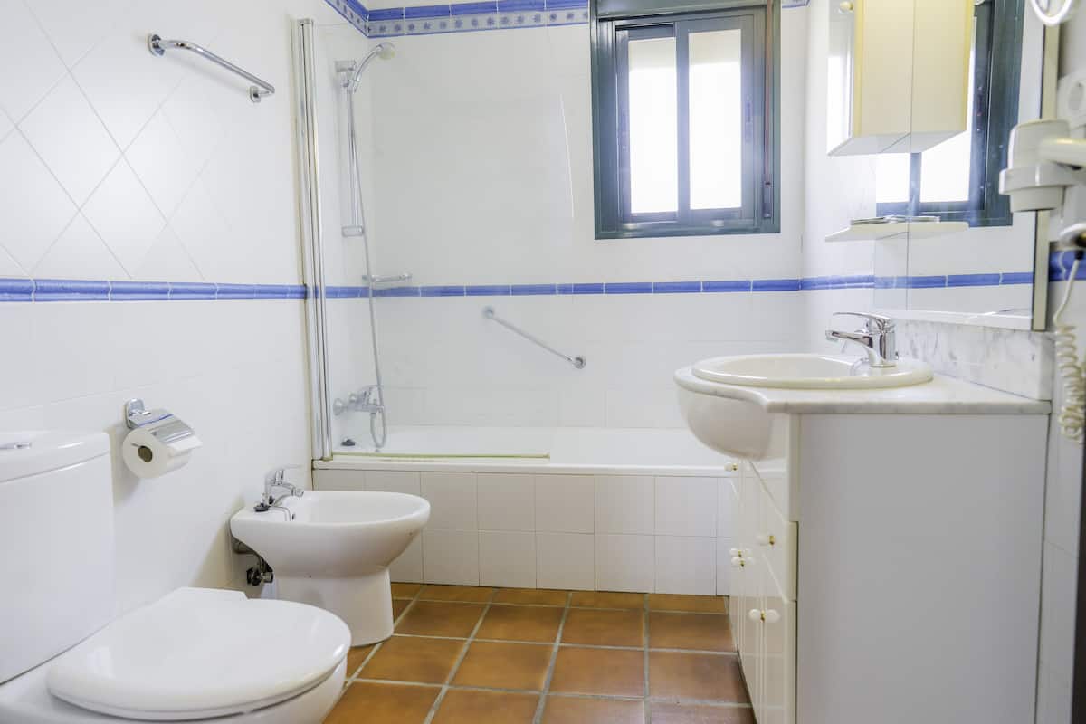 free toiletries, hair dryer, towels