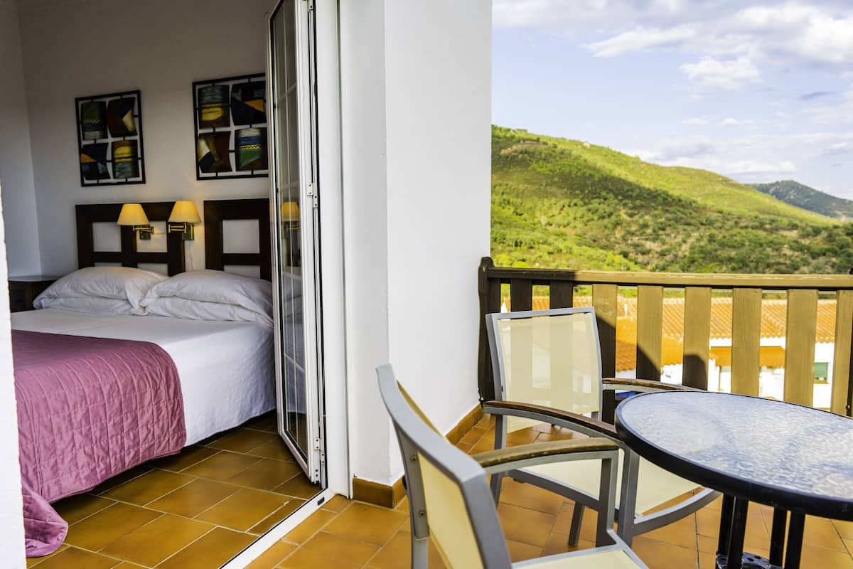 double room, terrace, mountain view | terrace/patio