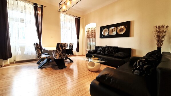 Apartment for 6 people | Living area