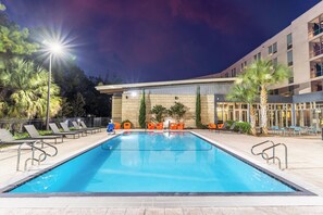 Outdoor pool, open 6:00 AM to 10:00 PM, sun loungers