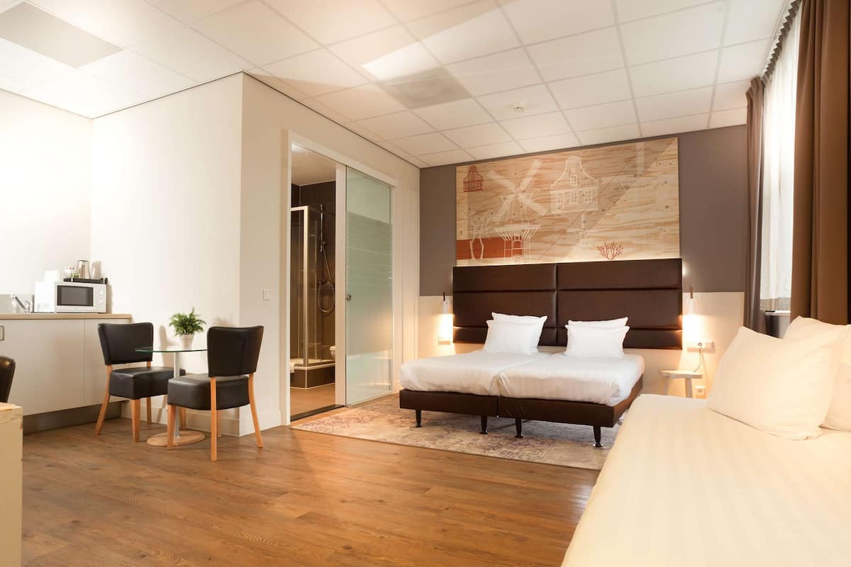 1 bedroom, in-room safe, desk, laptop workspace