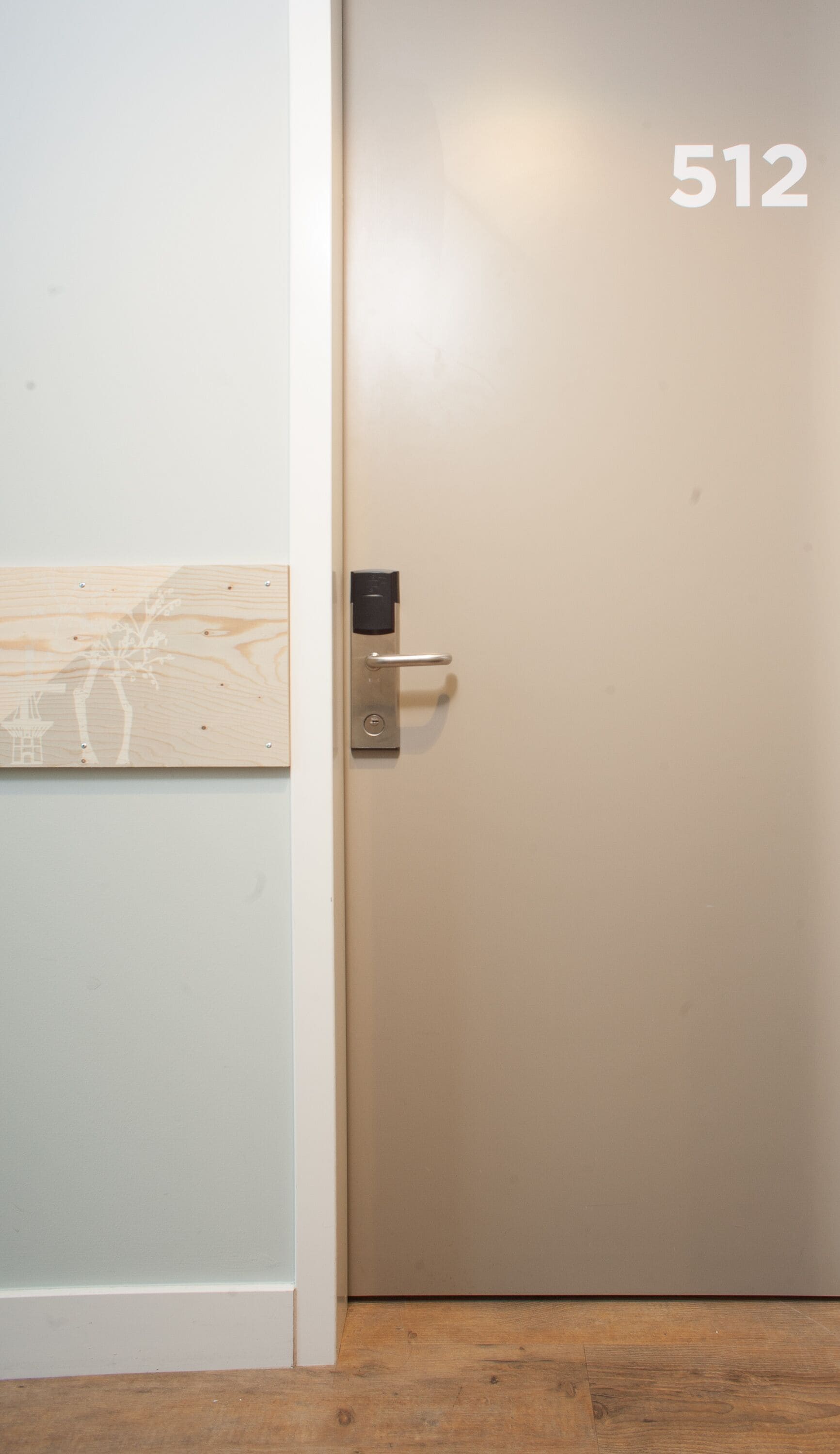 standard room, 3 single beds, non smoking, kitchenette | 1 bedroom, in-room safe, desk, laptop workspace