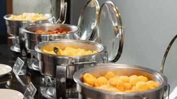 Sarapan (BRL 27.5 seorang)