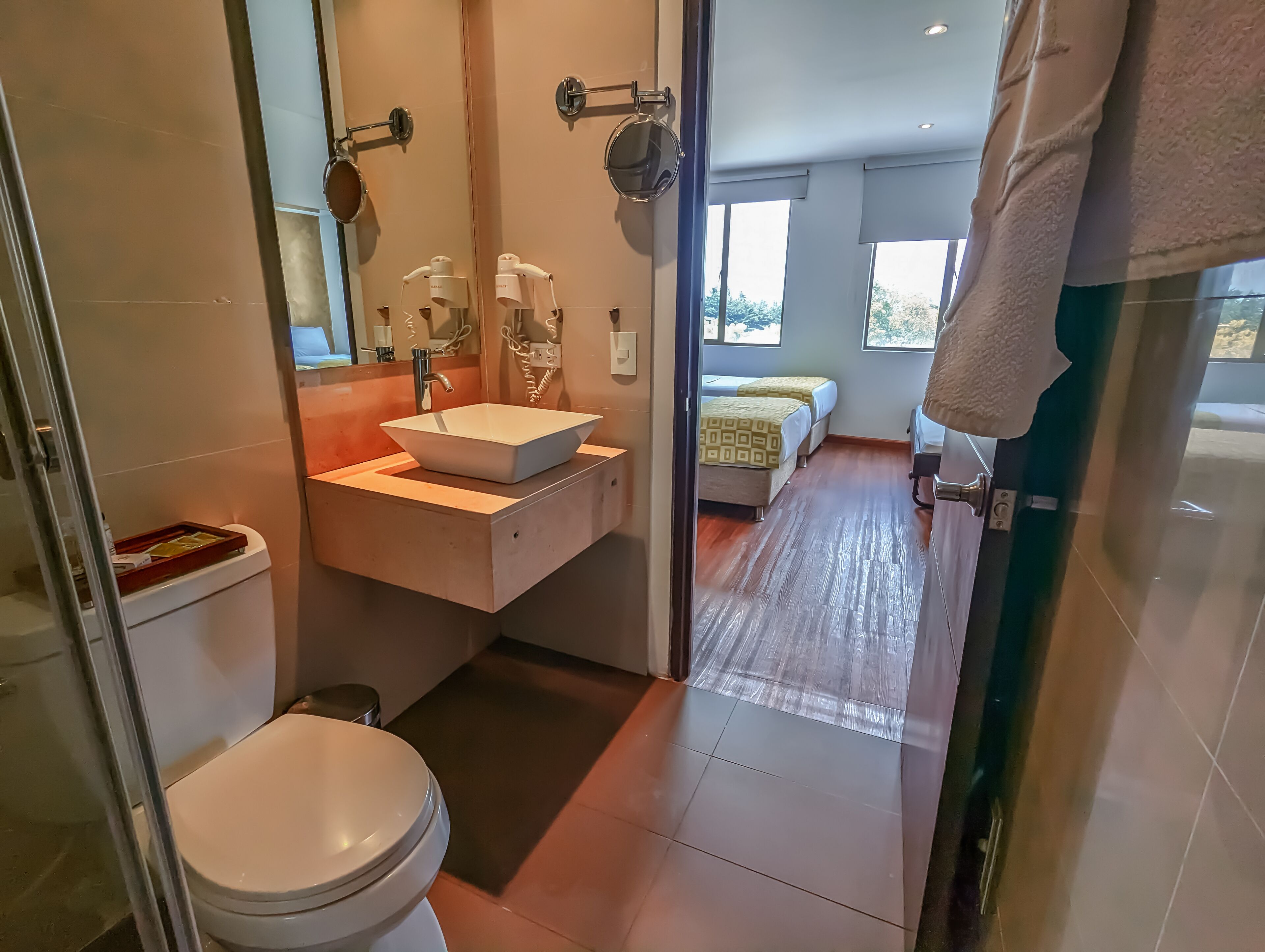 Photo - Hotel Charlotte Suite 26
