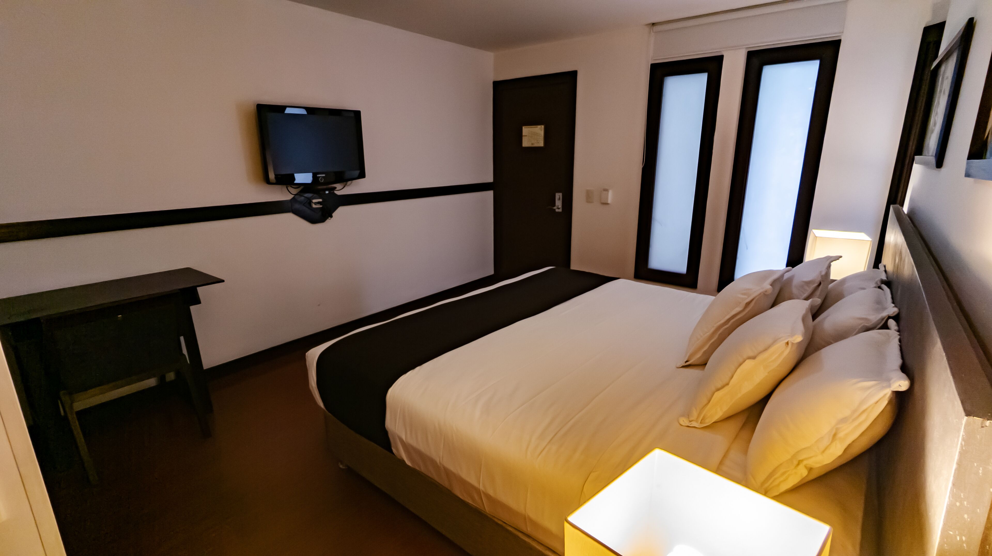 Photo - Hotel Charlotte Suite 26