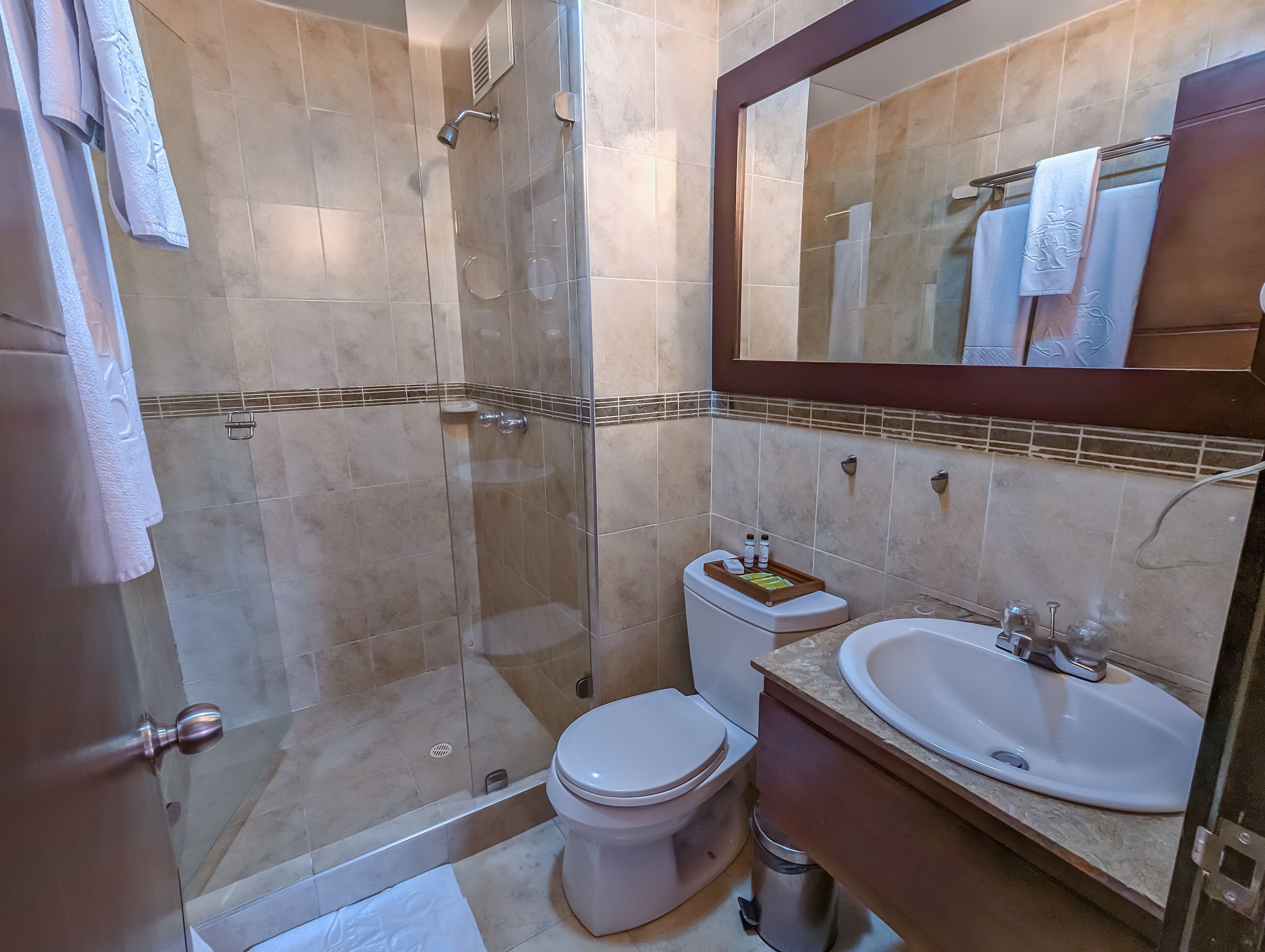 Photo - Hotel Charlotte Suite 26