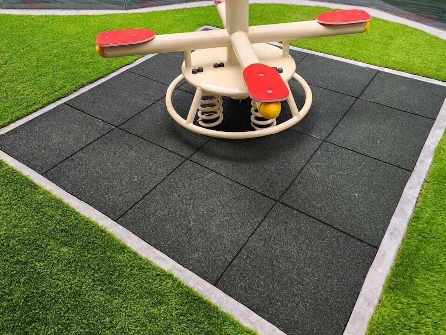 Área de juegos infantiles al aire libre